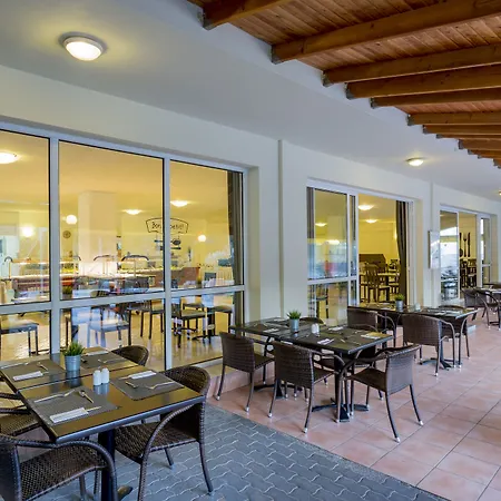 Numo Hotel 4*
