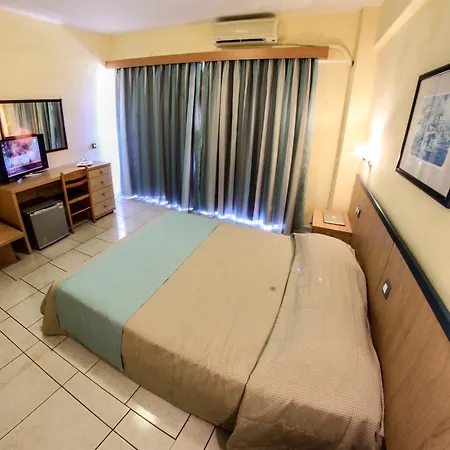 Numo Hotel 4*